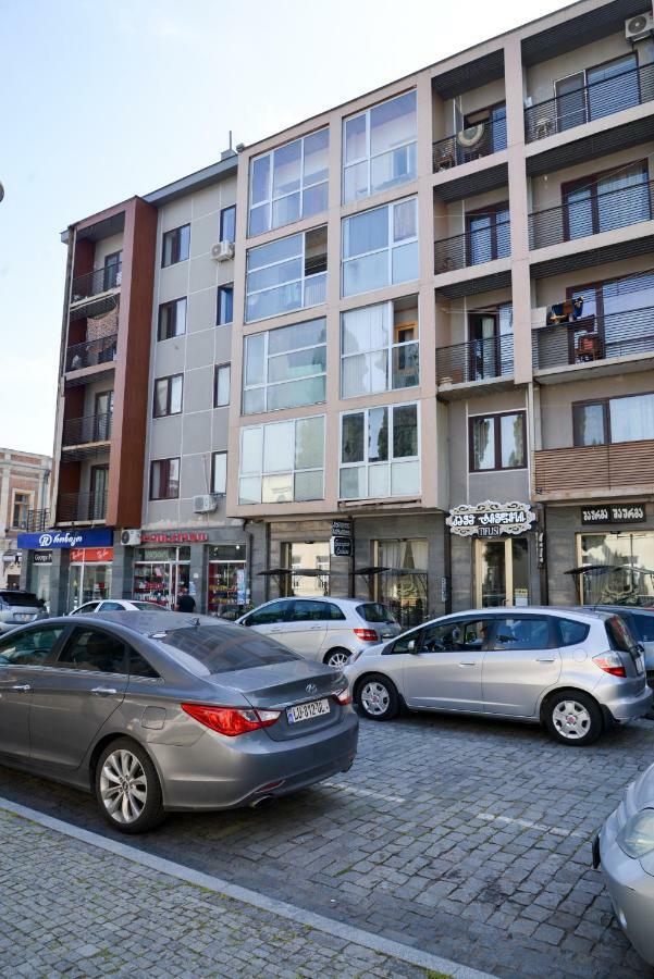 Anastasia Apartment Kutaisi Exteriör bild